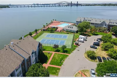 25 Holly Street, Jersey City, NJ 07305 - Photo 26