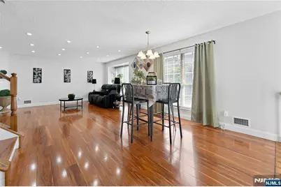 25 Holly Street, Jersey City, NJ 07305 - Photo 4