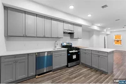 43 1/2 Cortland Street, Newark, NJ 07105 - Photo 8