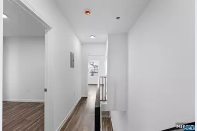43 1/2 Cortland Street, Newark, NJ 07105 - Photo 24