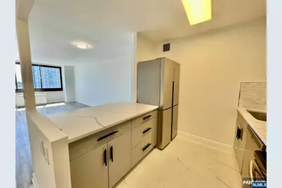 770 Anderson Avenue 9C #9C, Cliffside Park, NJ 07010 - Photo 2
