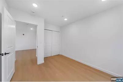 768 Bergen Street 5D #5D, Newark, NJ 07108 - Photo 4