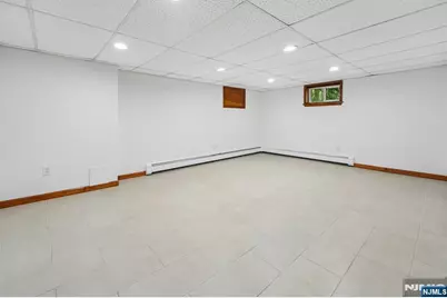 8 Laurel Avenue, Tenafly, NJ 07670 - Photo 18