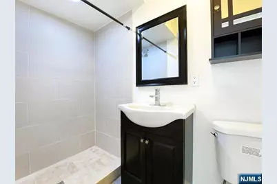 8 Laurel Avenue, Tenafly, NJ 07670 - Photo 14