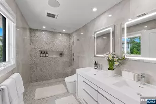 35 Jane Dr, Englewood Cliffs, NJ 07632 - Photo 26