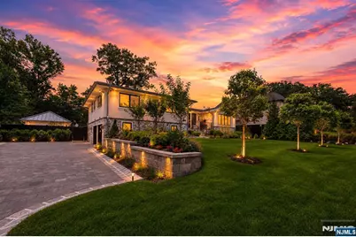 35 Jane Drive, Englewood Cliffs, NJ 07632 - Photo 4