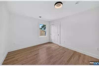 85-87B Echo, Elmwood Park, NJ 07407 - Photo 24
