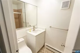 365 River Road E, Nutley, NJ 07110 - Photo 10