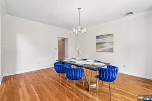11 Carrington Ct, Woodcliff Lake, NJ 07677 - Photo 6