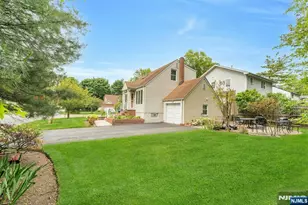 24 Cambridge Rd, Tenafly, NJ 07670 - Photo 32