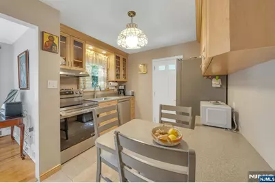 24 Cambridge Road, Tenafly, NJ 07670 - Photo 16