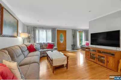 24 Cambridge Road, Tenafly, NJ 07670 - Photo 12