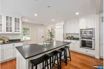 605 E Saddle River Road, Ho Ho Kus, NJ 07423 - Photo 14