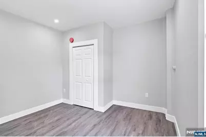 75 Clinton Place, Hackensack, NJ 07601 - Photo 8