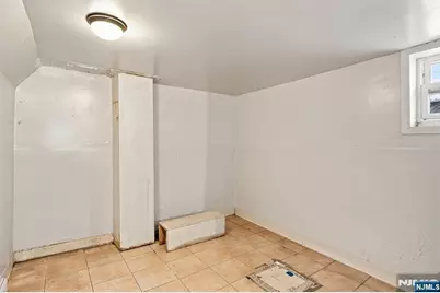 75 Clinton Place, Hackensack, NJ 07601 - Photo 36