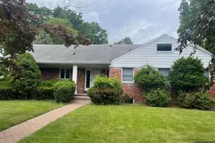 333 Ratzer Rd, Wayne, NJ 07470 - Photo 1