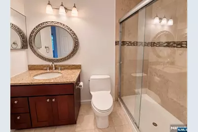 555 Ridge Lane, Fort Lee, NJ 07024 - Photo 26