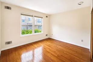 555 Ridge Ln, Fort Lee, NJ 07024 - Photo 30