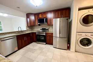 555 Ridge Ln, Fort Lee, NJ 07024 - Photo 14