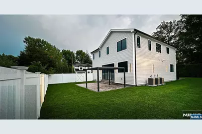 171 Newcomb Road, Tenafly, NJ 07670 - Photo 6