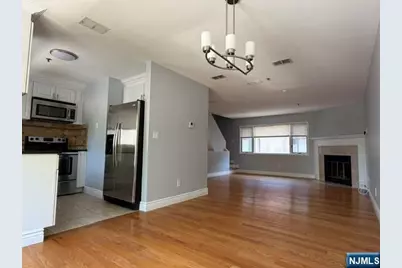 1345 15th Street, Fort Lee, NJ 07024 - Photo 8