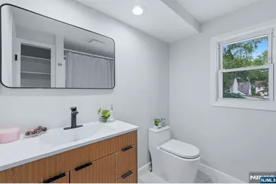 37 Colfax Avenue, Roselle Park, NJ 07204 - Photo 18