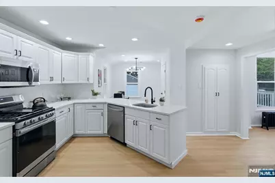 37 Colfax Avenue, Roselle Park, NJ 07204 - Photo 10