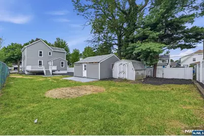 37 Colfax Avenue, Roselle Park, NJ 07204 - Photo 32