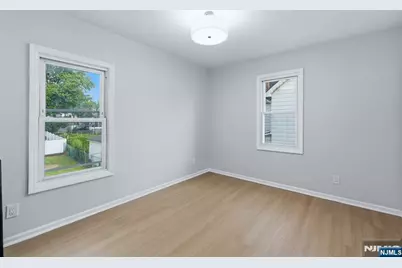 37 Colfax Avenue, Roselle Park, NJ 07204 - Photo 20