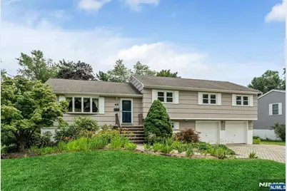 48 Andover Drive, Wayne, NJ 07470 - Photo 2