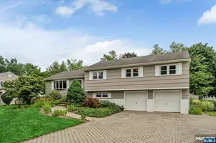 48 Andover Dr, Wayne, NJ 07470 - Photo 4
