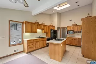 48 Andover Dr, Wayne, NJ 07470 - Photo 20