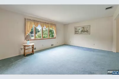 48 Andover Drive, Wayne, NJ 07470 - Photo 12