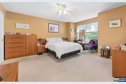 2053 Charles Court, Mahwah, NJ 07430 - Photo 24