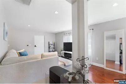 2 Grand 3 #3, Hawthorne, NJ 07506 - Photo 12