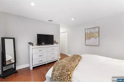 2 Grand 3 #3, Hawthorne, NJ 07506 - Photo 14