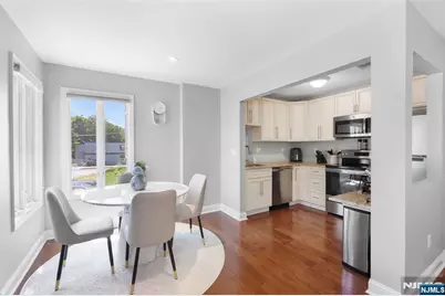 2 Grand 3 #3, Hawthorne, NJ 07506 - Photo 8