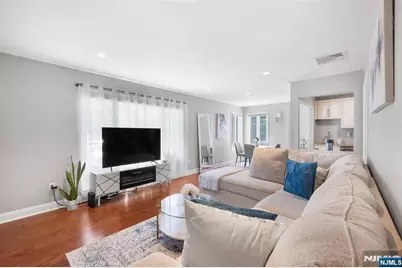 2 Grand 3 #3, Hawthorne, NJ 07506 - Photo 6