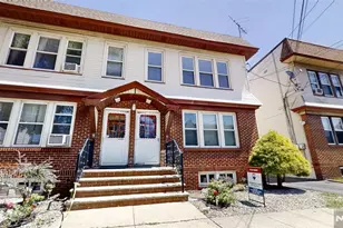 11 Schuyler Ct R2, Kearny, NJ 07032 - Photo 2