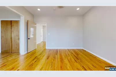 11 Schuyler Court R2 #R2, Kearny, NJ 07032 - Photo 20