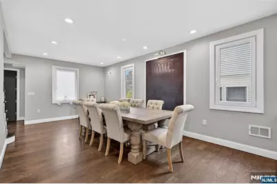577 Grenville Avenue, Teaneck Township, NJ 07666 - Photo 6