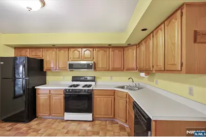 3 Brookside Heights F #F, Wanaque, NJ 07465 - Photo 10