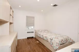 1116 Trafalgar St, Teaneck Township, NJ 07666 - Photo 16