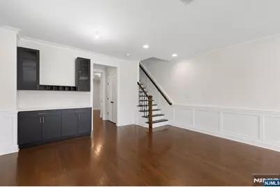 1627 John Street A #A, Fort Lee, NJ 07024 - Photo 4