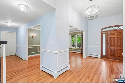 922 Hilltop Terrace, Franklin Lakes, NJ 07417 - Photo 4