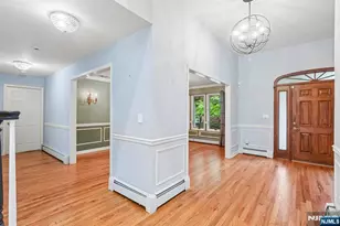922 Hilltop Terrace, Franklin Lakes, NJ 07417 - Photo 4