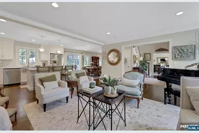 84 Leclerc Avenue, River Vale Township, NJ 07675 - Photo 10