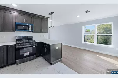 339 Court Street, Elizabeth, NJ 07206 - Photo 10