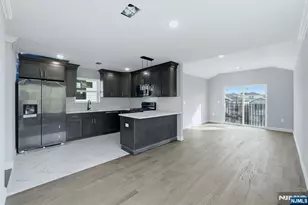 339 Court St, Elizabeth, NJ 07206 - Photo 4