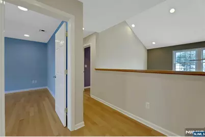 375 Sanford Avenue, Lyndhurst Township, NJ 07071 - Photo 22